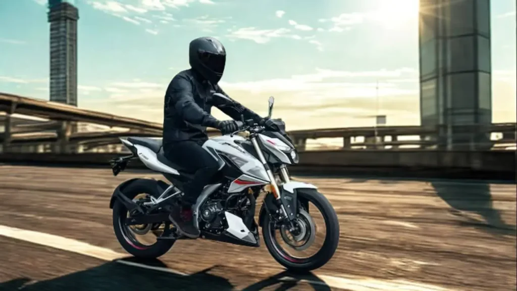 New Bajaj Pulsar N160 Variant Launched With Enhanced Safety Features